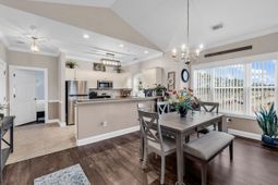 124 S Shore Blvd. photo 4