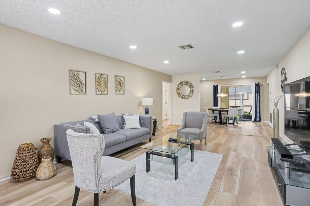 4635 Apple Tree Circle, Unit A, Boynton Beach, FL 33436 Photo