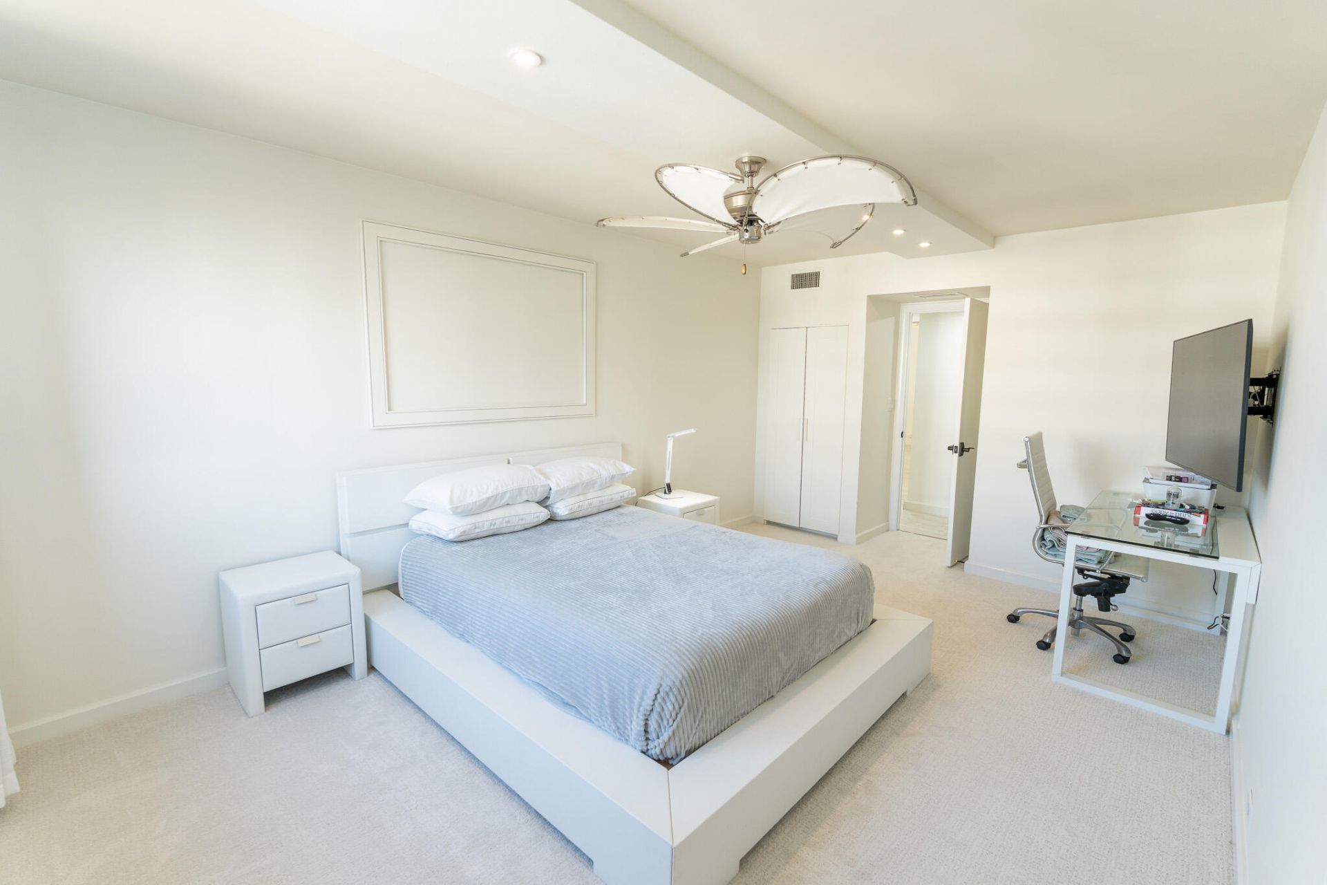 1200 Marine Way, Unit 907, North Palm Beach, FL 33408 Photo