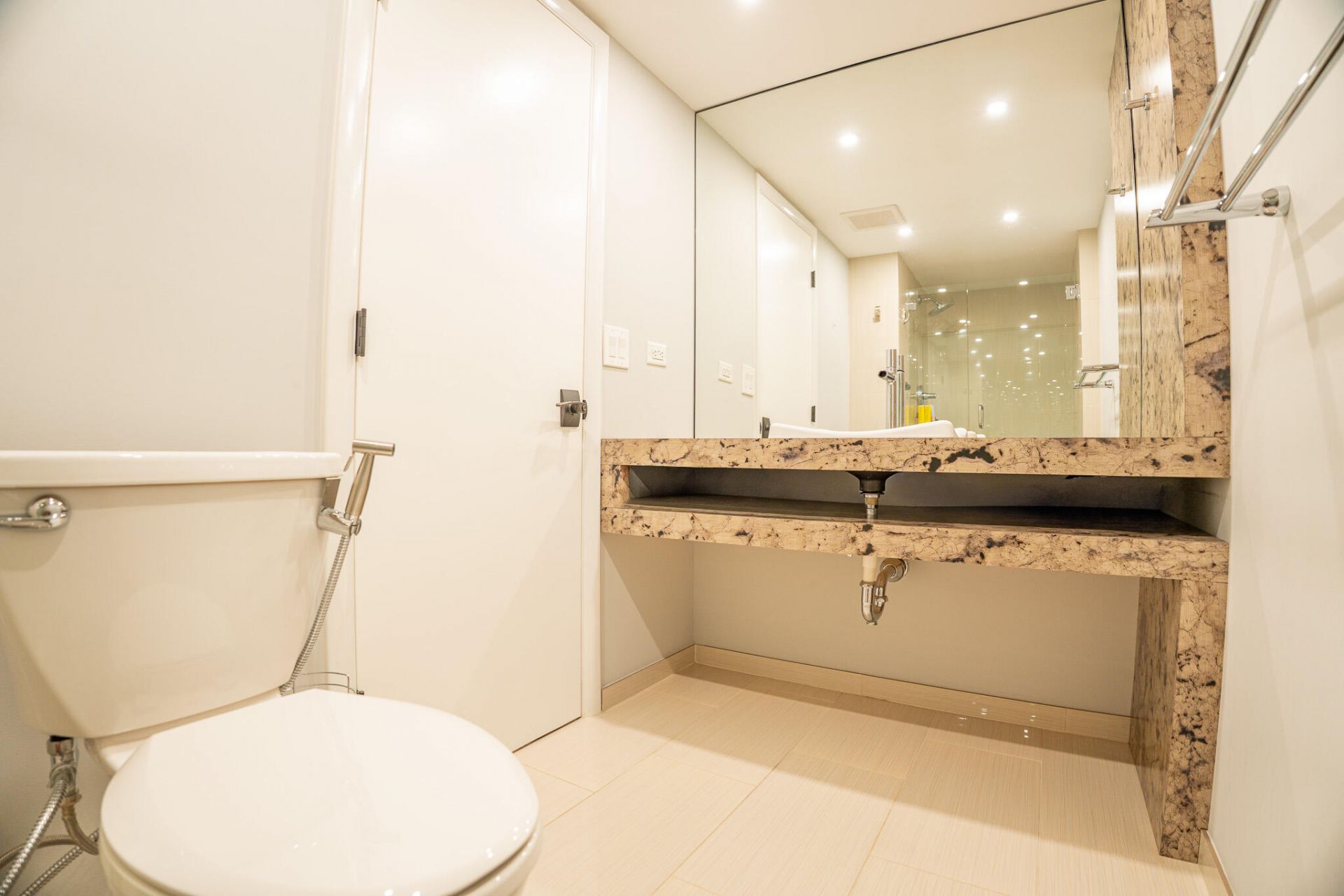 1200 Marine Way, Unit 907, North Palm Beach, FL 33408 Photo