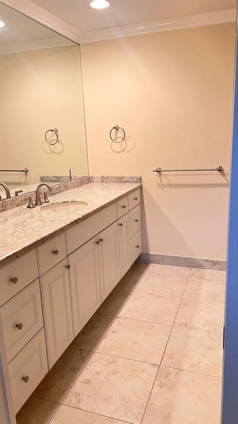 3100 NE 21st Street, Fort Lauderdale, FL 33305 Photo