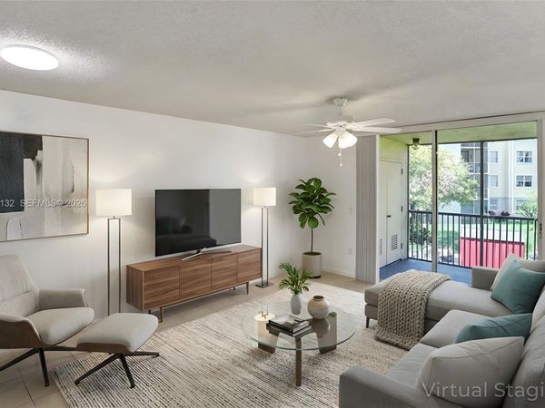 8343 Lake Dr , Unit 205, Doral, FL 33166