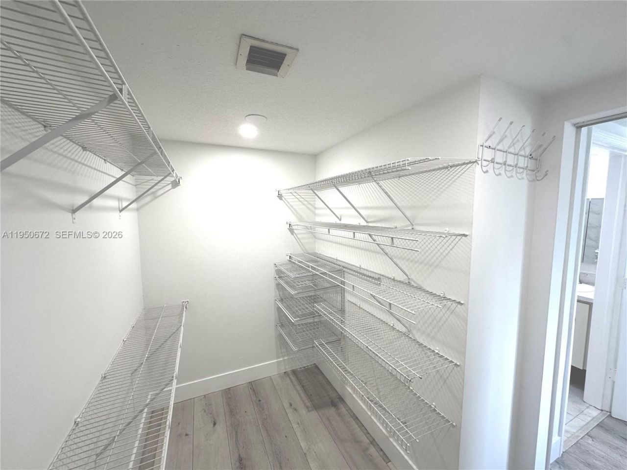 9340 Fontainebleau Blvd, Unit 406, Miami, FL 33172 Photo