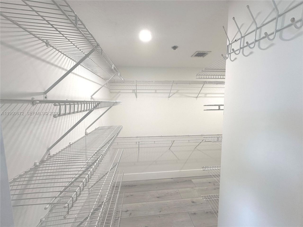 9340 Fontainebleau Blvd, Unit 406, Miami, FL 33172 Photo