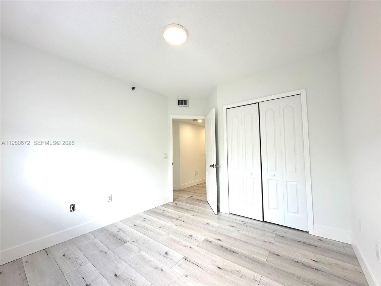 9340 Fontainebleau Blvd, Unit 406, Miami, FL 33172 Photo