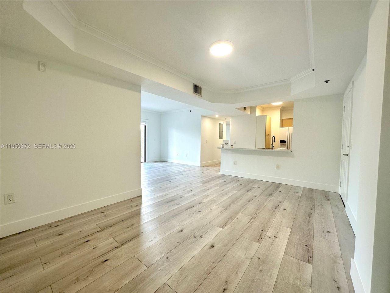 9340 Fontainebleau Blvd, Unit 406, Miami, FL 33172 Photo