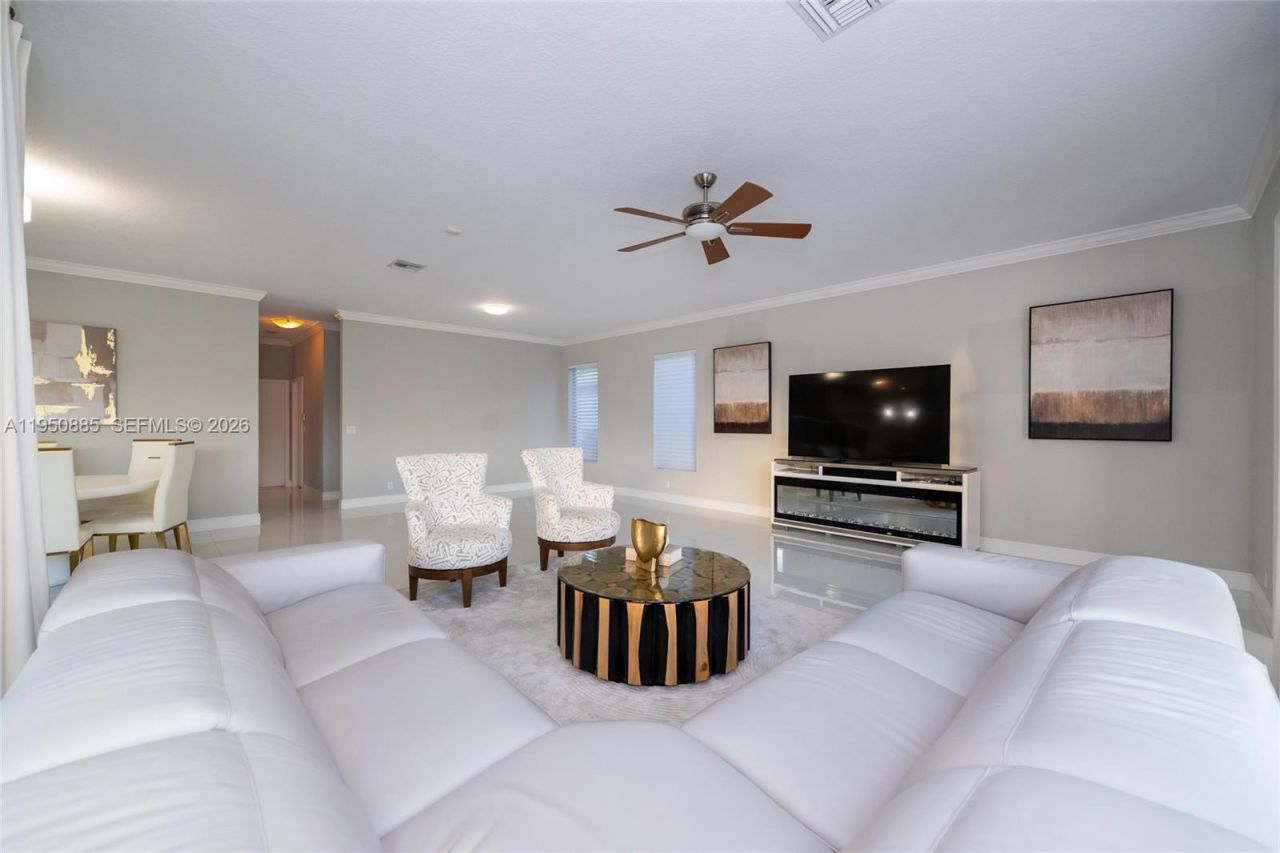 18540 SW 43rd St, Miramar, FL 33029 Photo