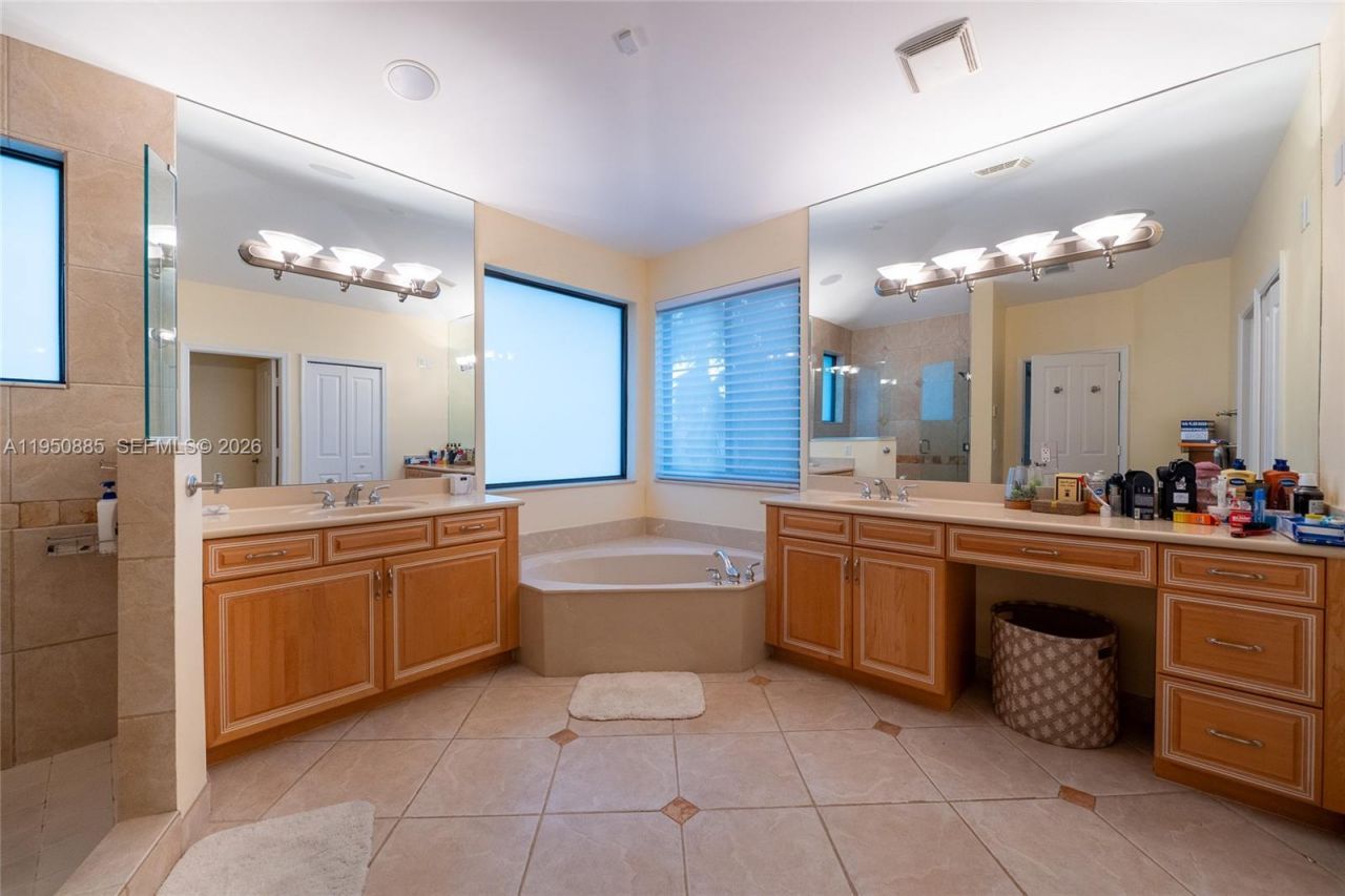 18540 SW 43rd St, Miramar, FL 33029 Photo