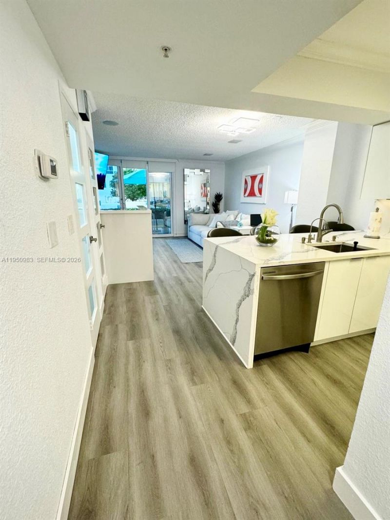 2501 S Ocean Dr, Unit L14, Hollywood, FL 33019 Photo