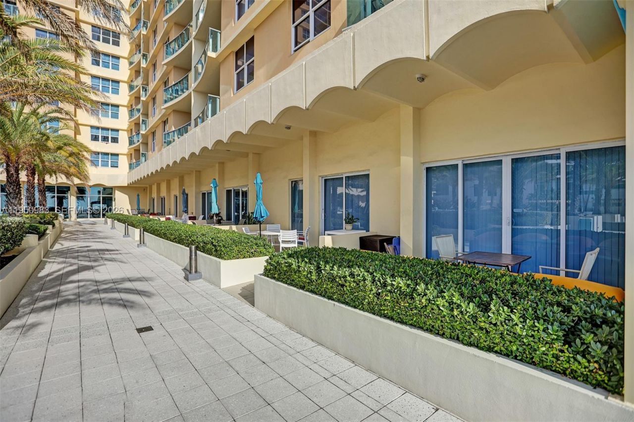 2501 S Ocean Dr, Unit L14, Hollywood, FL 33019 Photo