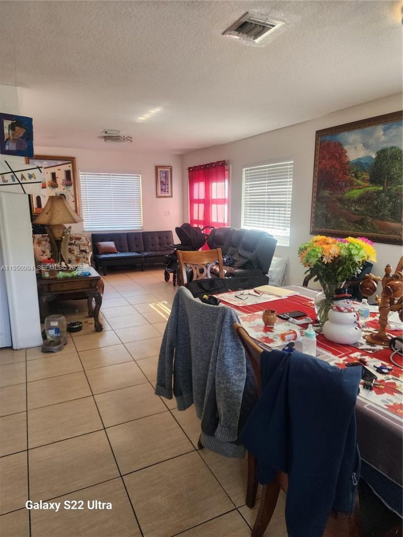 1747 NW 85th St, Miami, FL 33147 Photo