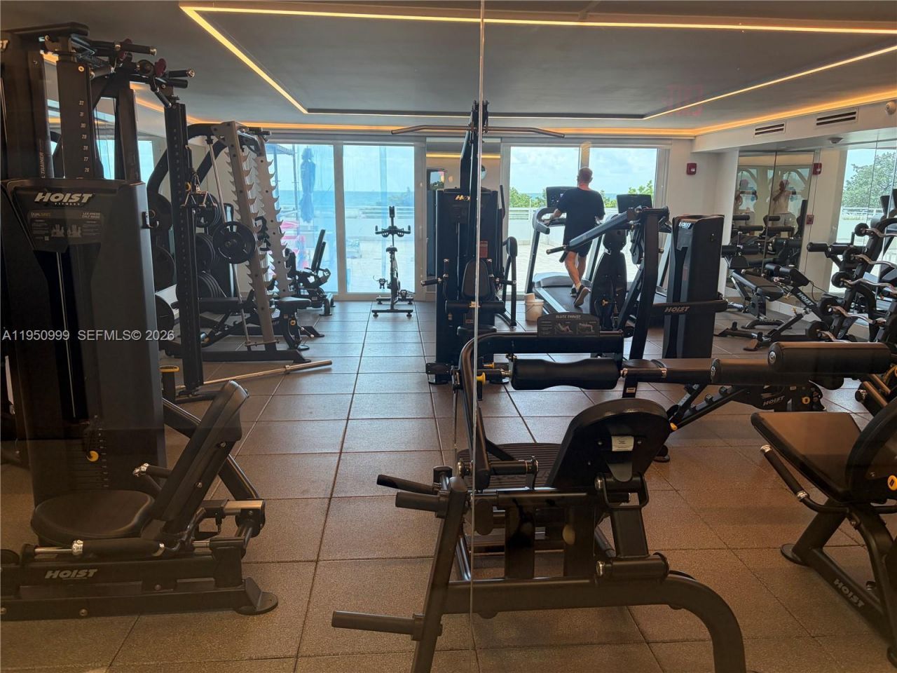 345 Ocean Dr, Unit 326, Miami Beach, FL 33139 Photo