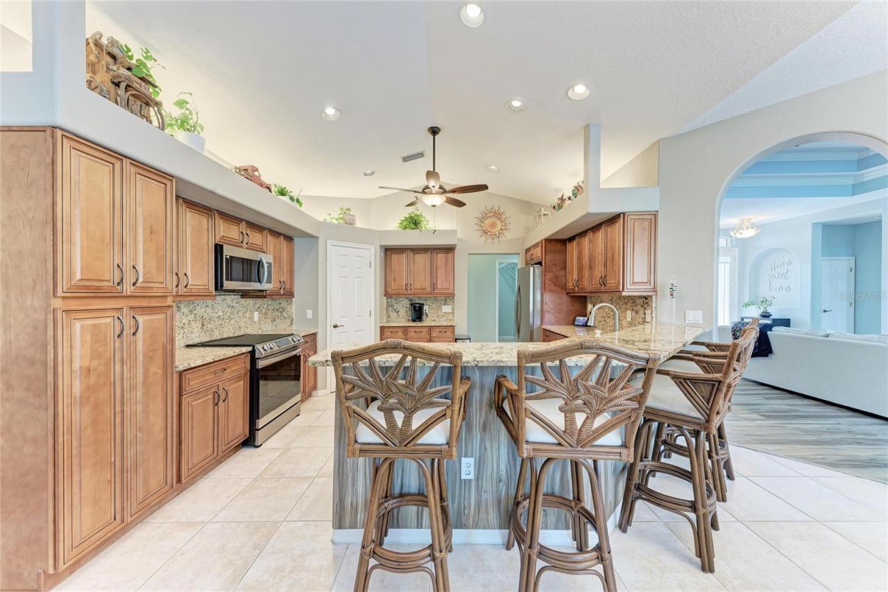 4465 Mcintosh Lake Avenue, Sarasota, FL 34233 Photo