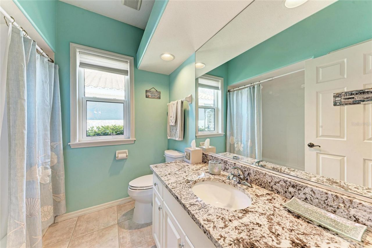 4465 Mcintosh Lake Avenue, Sarasota, FL 34233 Photo