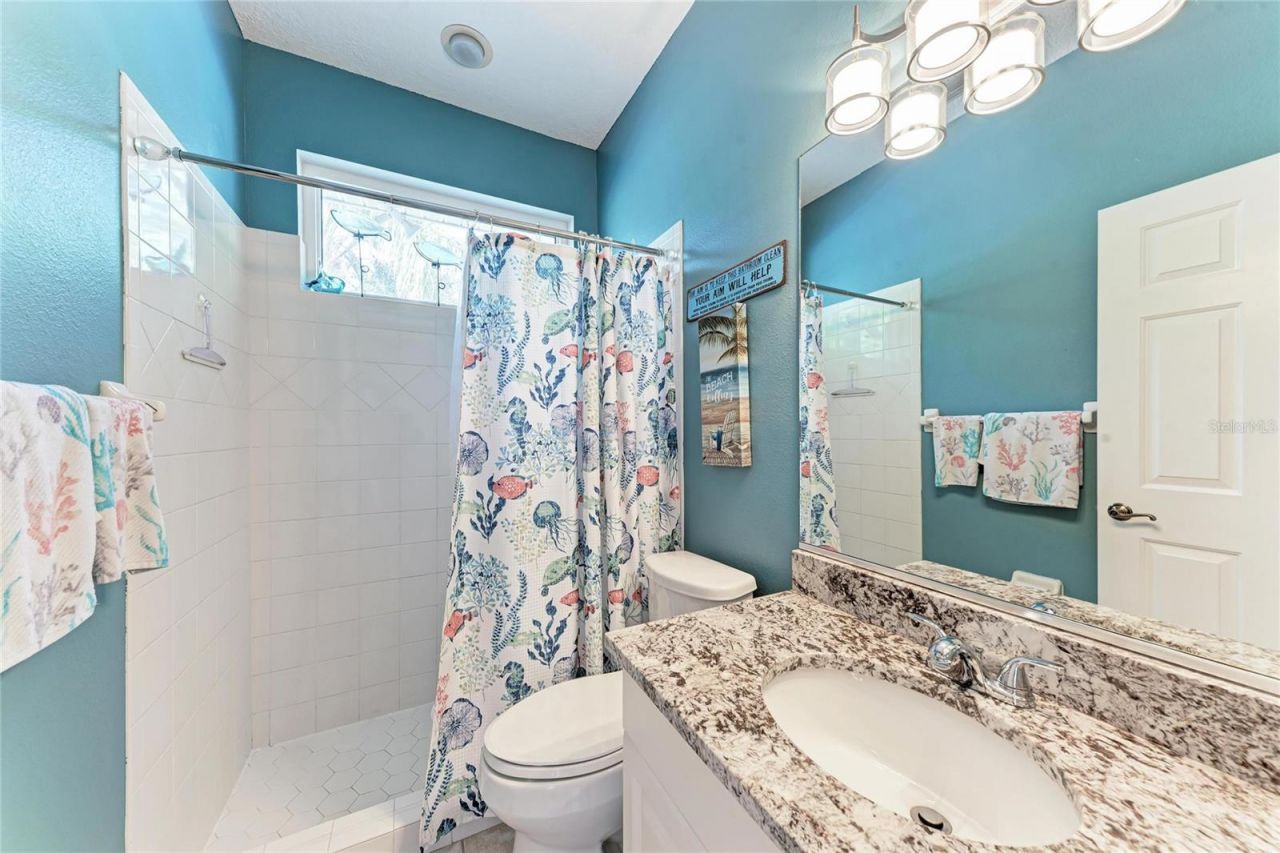 4465 Mcintosh Lake Avenue, Sarasota, FL 34233 Photo