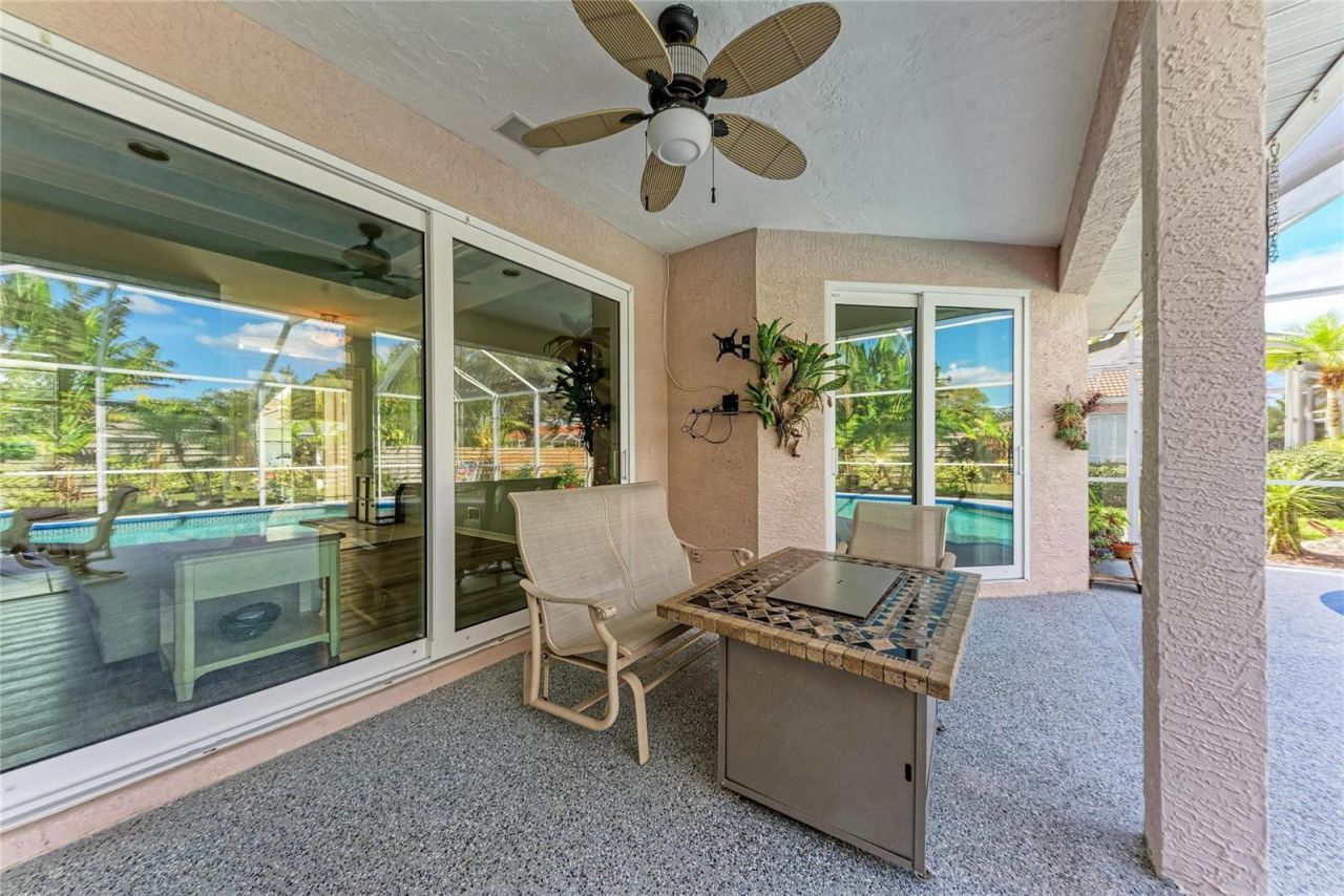 4465 Mcintosh Lake Avenue, Sarasota, FL 34233 Photo