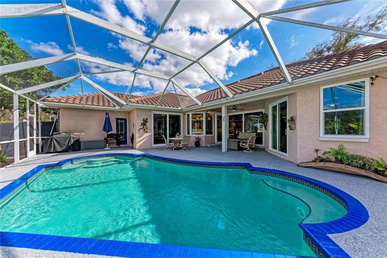 4465 Mcintosh Lake Avenue, Sarasota, FL 34233 Photo