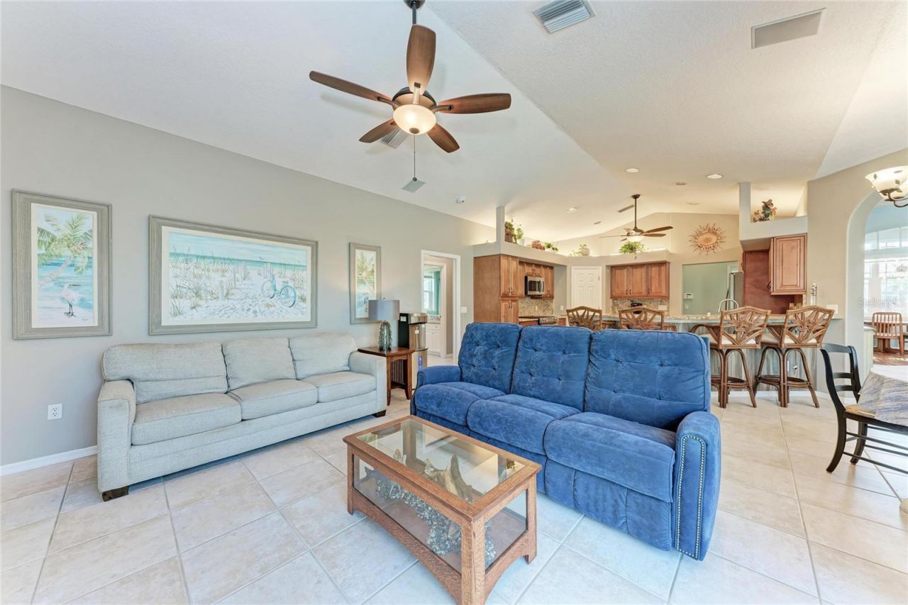 4465 Mcintosh Lake Avenue, Sarasota, FL 34233 Photo