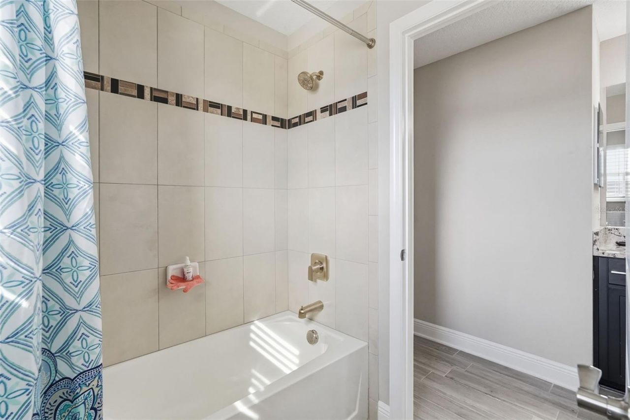 11002 Sundrift Drive, Tampa, FL 33647 Photo