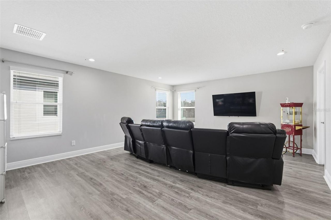 11002 Sundrift Drive, Tampa, FL 33647 Photo