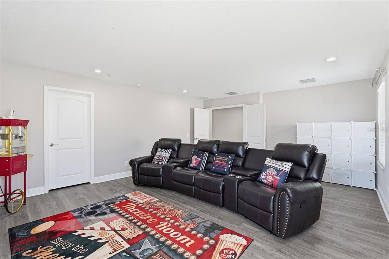 11002 Sundrift Drive, Tampa, FL 33647 Photo