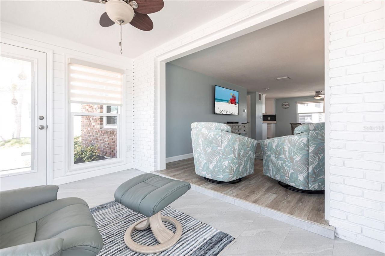 6020 Midnight Pass Road, Unit 53, Sarasota, FL 34242 Photo