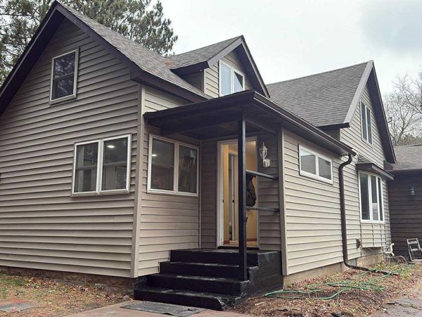 584 21 1/2 Avenue, Cumberland, WI 54829