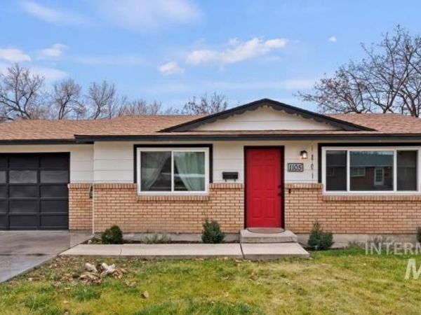 1105 E Roosevelt Ave, Nampa, ID 83686