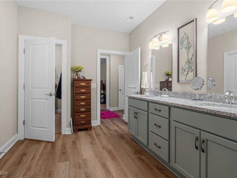 2080 Hawthorn Court, North Canton, OH 44720 Photo 24