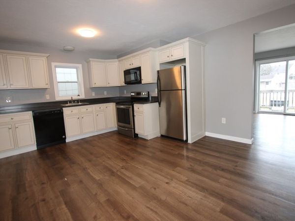 6 Canal St, Unit A, Sutton, MA 01526