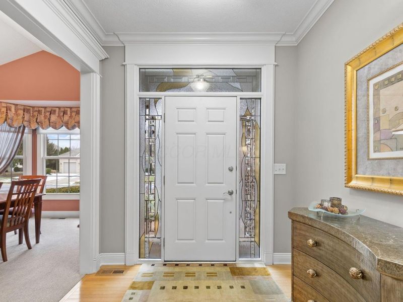 7747 Mikayla Drive, Westerville, OH 43082 Photo 3