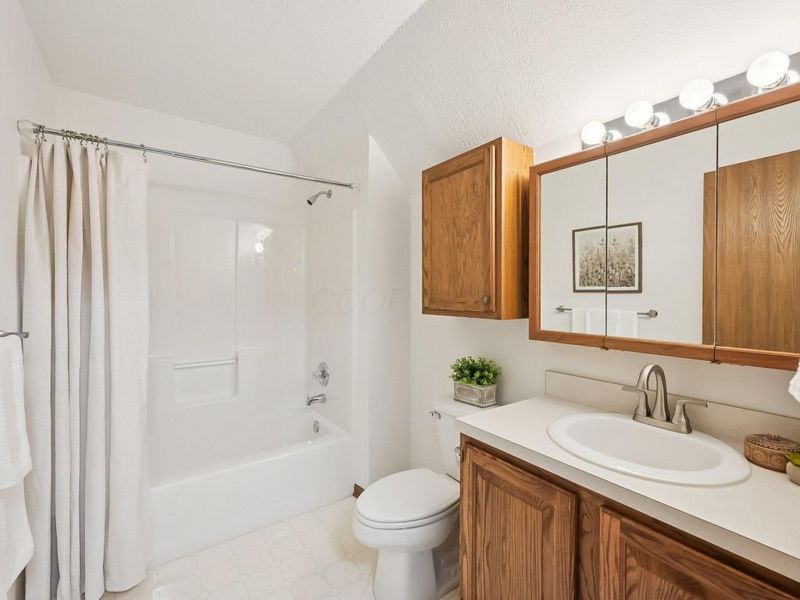 7811 Meadowlark Lane N, Reynoldsburg, OH 43068 Photo 41