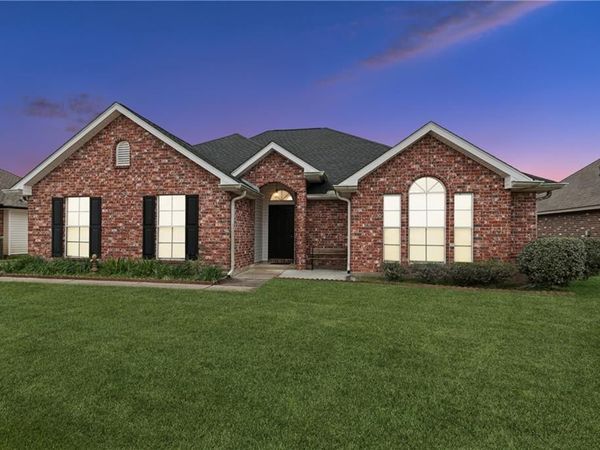 19 LAGI Street, LaPlace, LA 70068