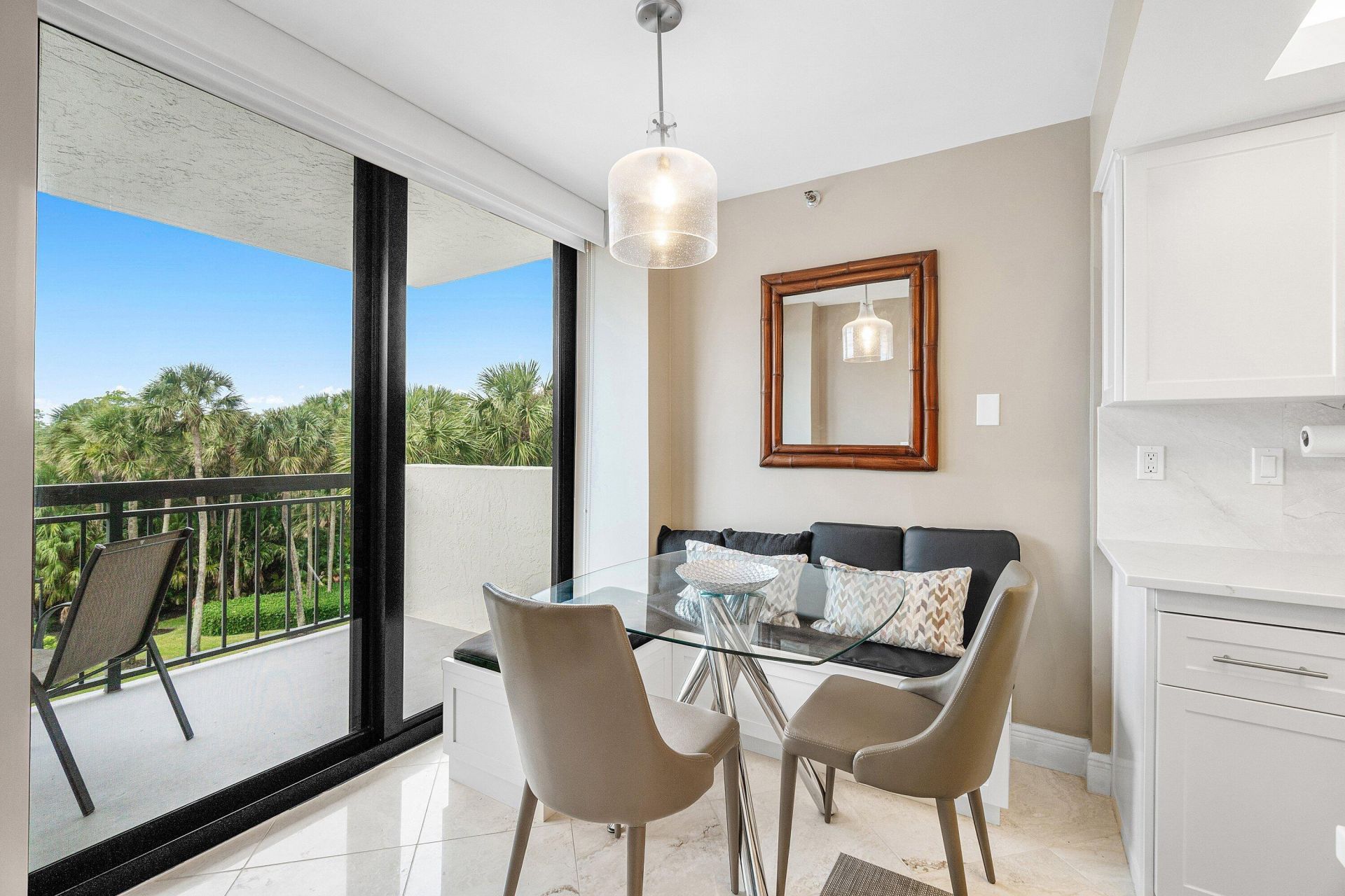 2001 N Ocean Boulevard, Unit 305, Boca Raton, FL 33431 Photo