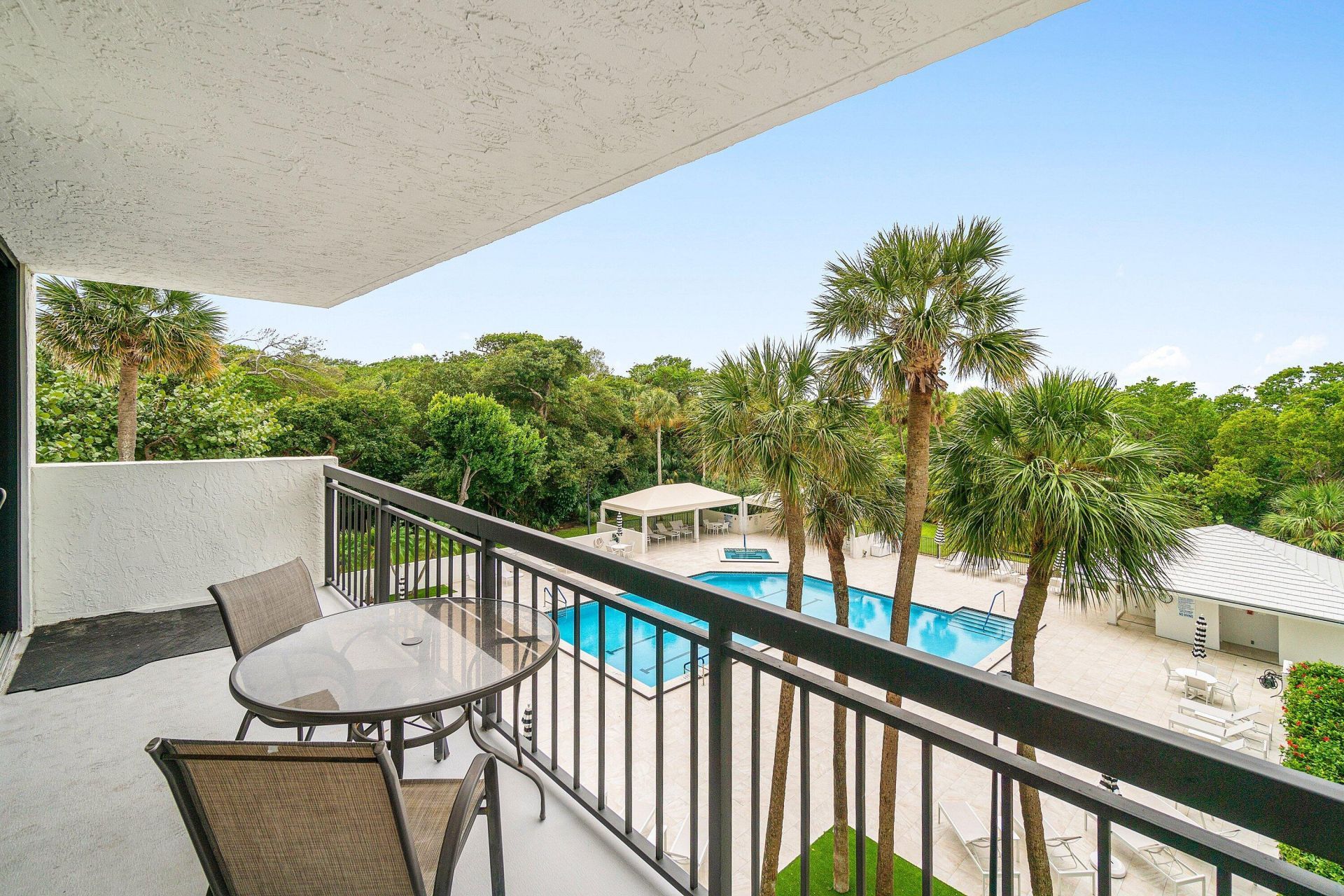 2001 N Ocean Boulevard, Unit 305, Boca Raton, FL 33431 Photo