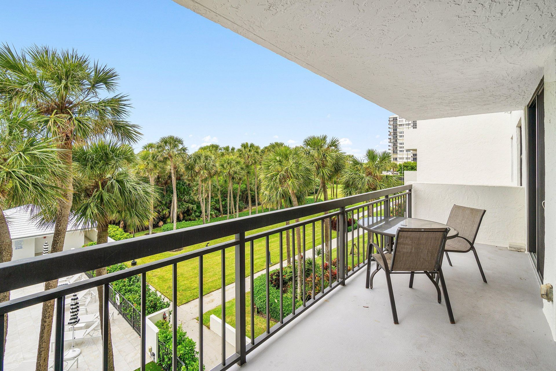 2001 N Ocean Boulevard, Unit 305, Boca Raton, FL 33431 Photo