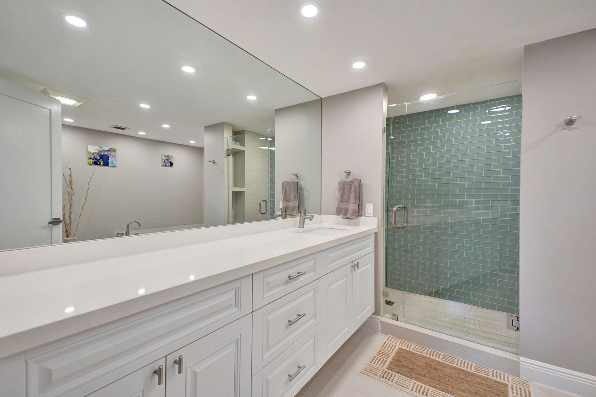 2001 N Ocean Boulevard, Unit 305, Boca Raton, FL 33431 Photo