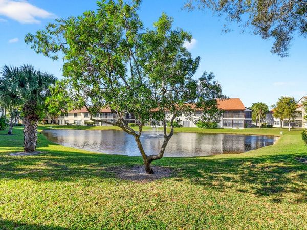 3042 Lucerne Park Drive, Unit 5612, Greenacres, FL 33467