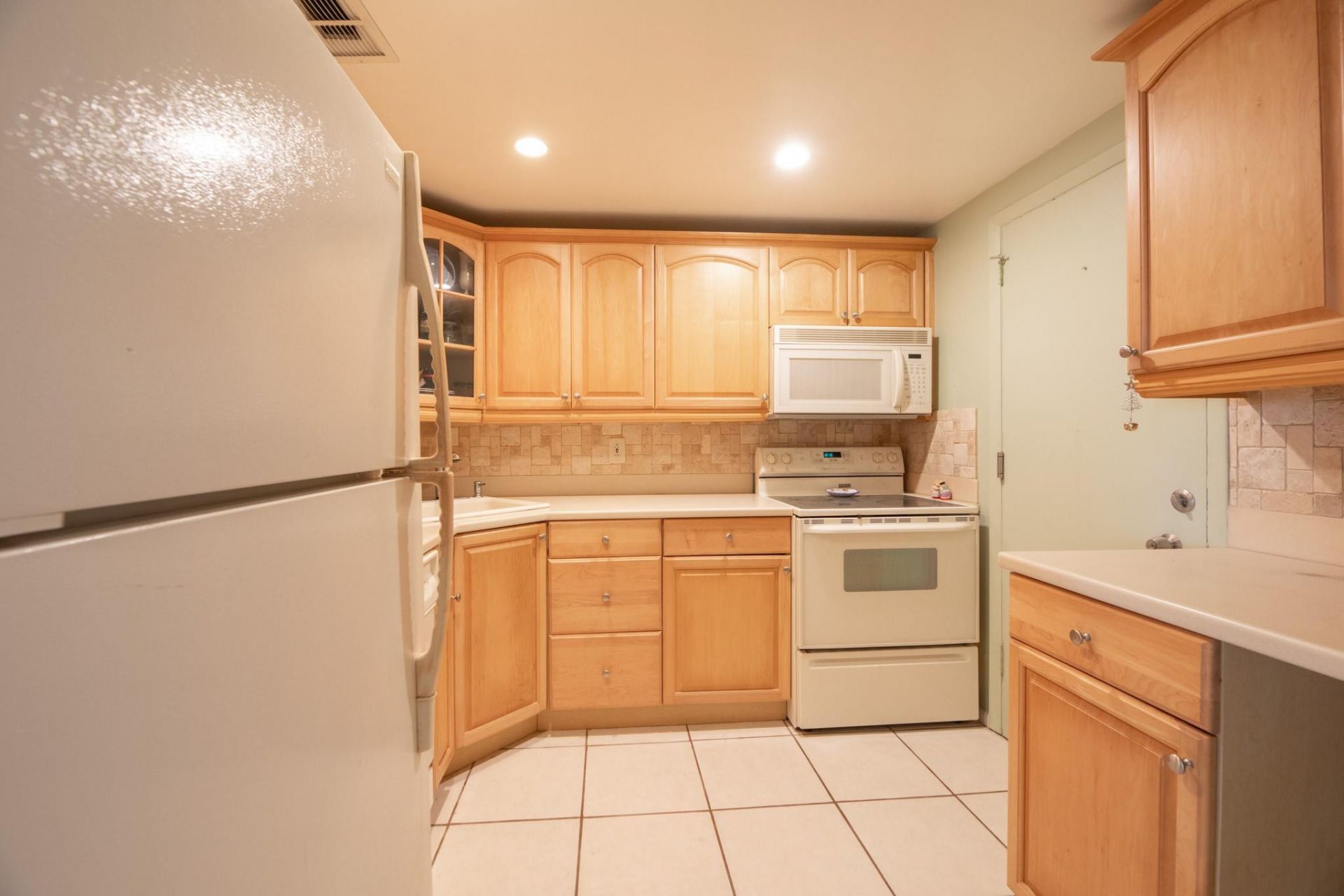 305 N Pompano Beach Boulevard, Unit 505, Pompano Beach, FL 33062 Photo