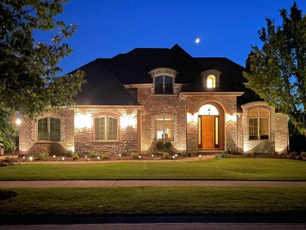 12504 Thornberry Drive, Lemont, IL 60439