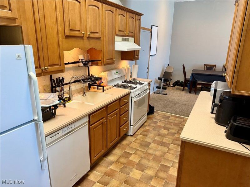 25735 Lorain Road, Unit 503, North Olmsted, OH 44070 Photo 5