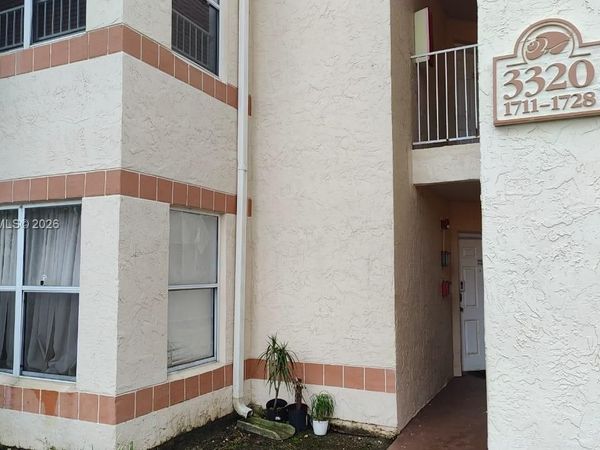 3320 N Pinewalk Dr N, Unit 1715, Margate, FL 33063