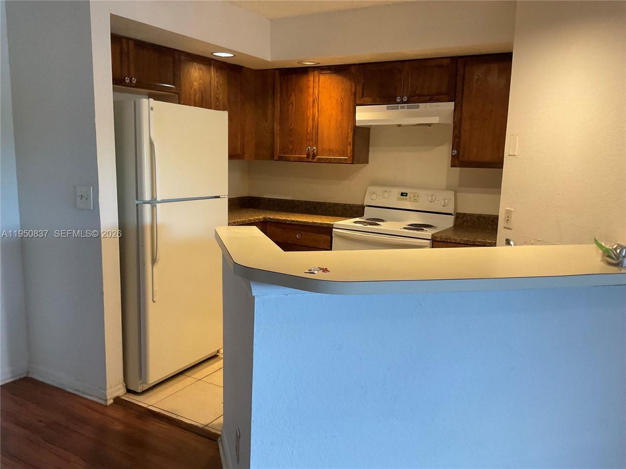 3320 N Pinewalk Dr N, Unit 1715, Margate, FL 33063 Photo