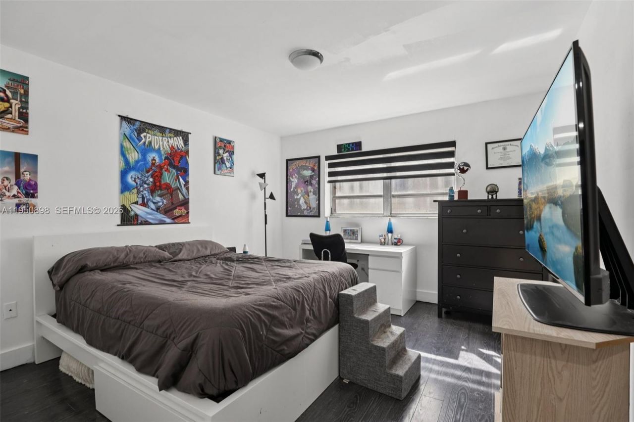 1630 W 46th St, Unit 208F, Hialeah, FL 33012 Photo