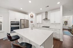 1038 Striped Lane photo 4