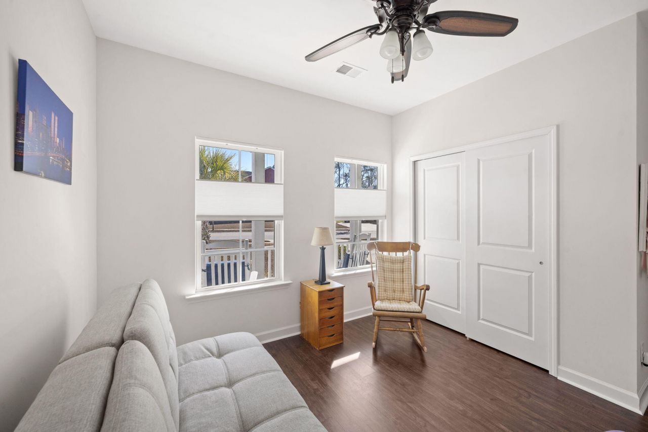 1038 Striped Lane Photo 25