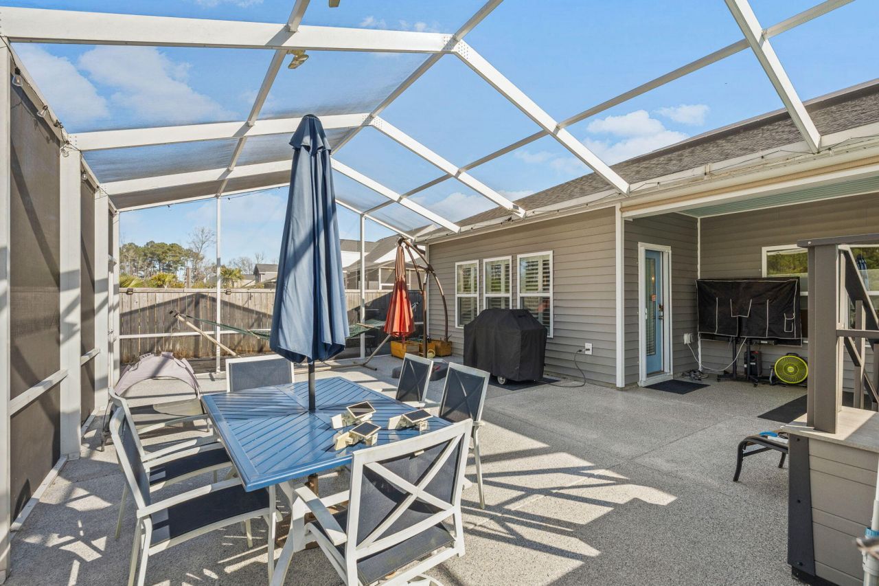 1038 Striped Lane Photo 29