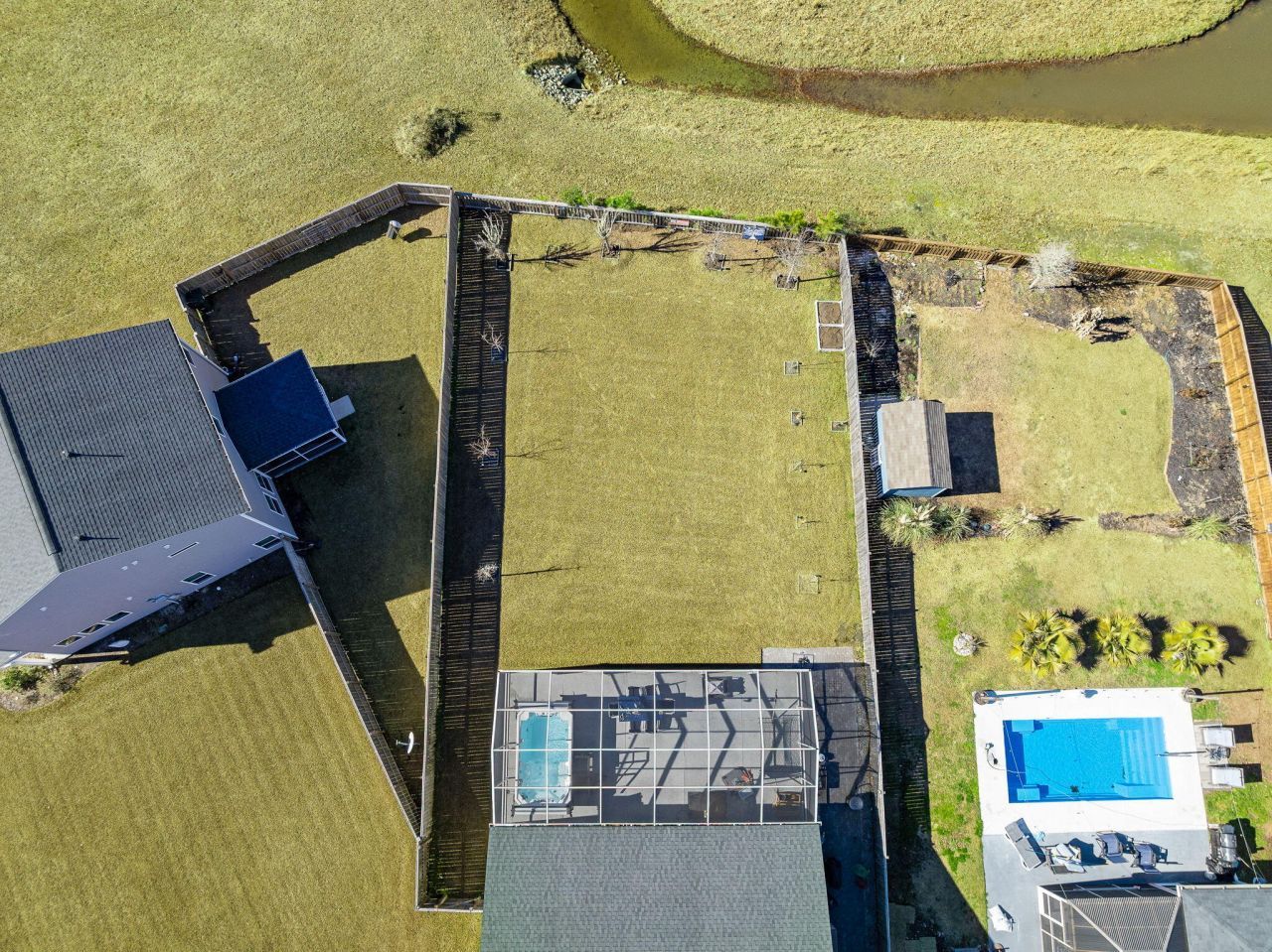 1038 Striped Lane Photo 34