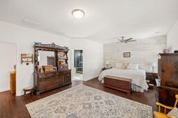 1038 Striped Lane photo 4