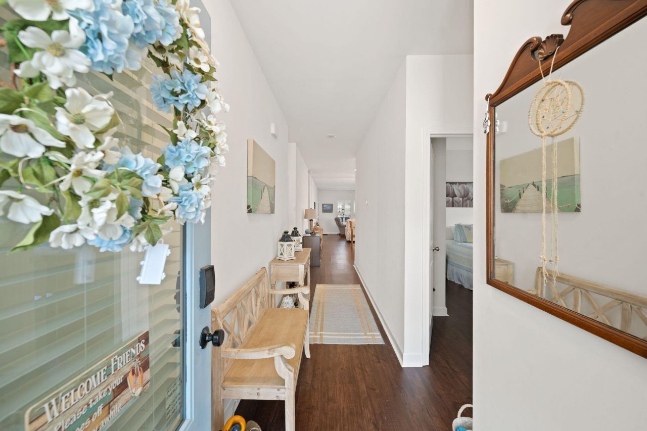 1038 Striped Lane Photo 8